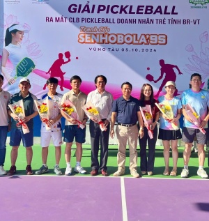 Hơn 200 vận động viên tham gia giải pickleball doanh nhân trẻ